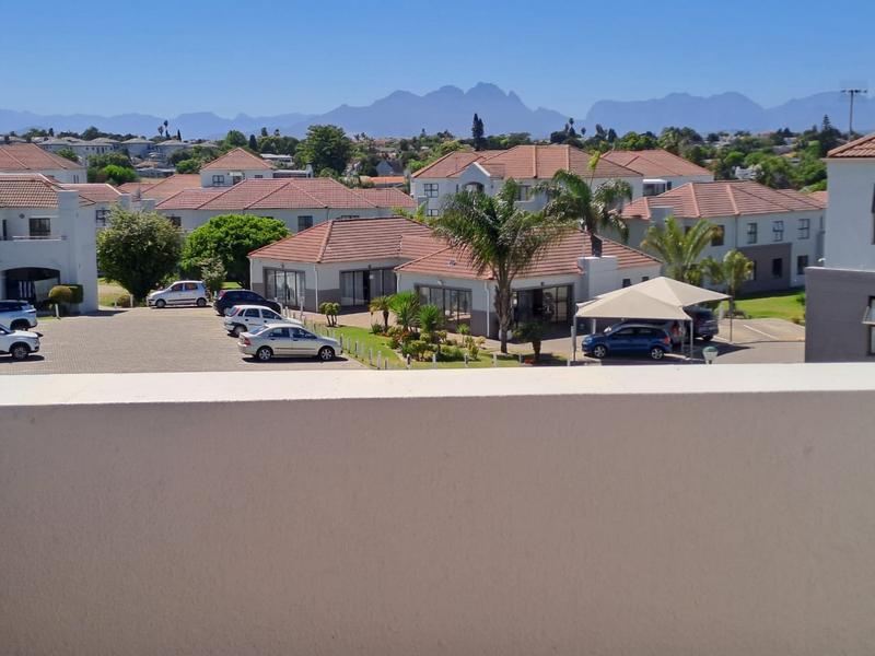 2 Bedroom Property for Sale in Vredekloof Western Cape